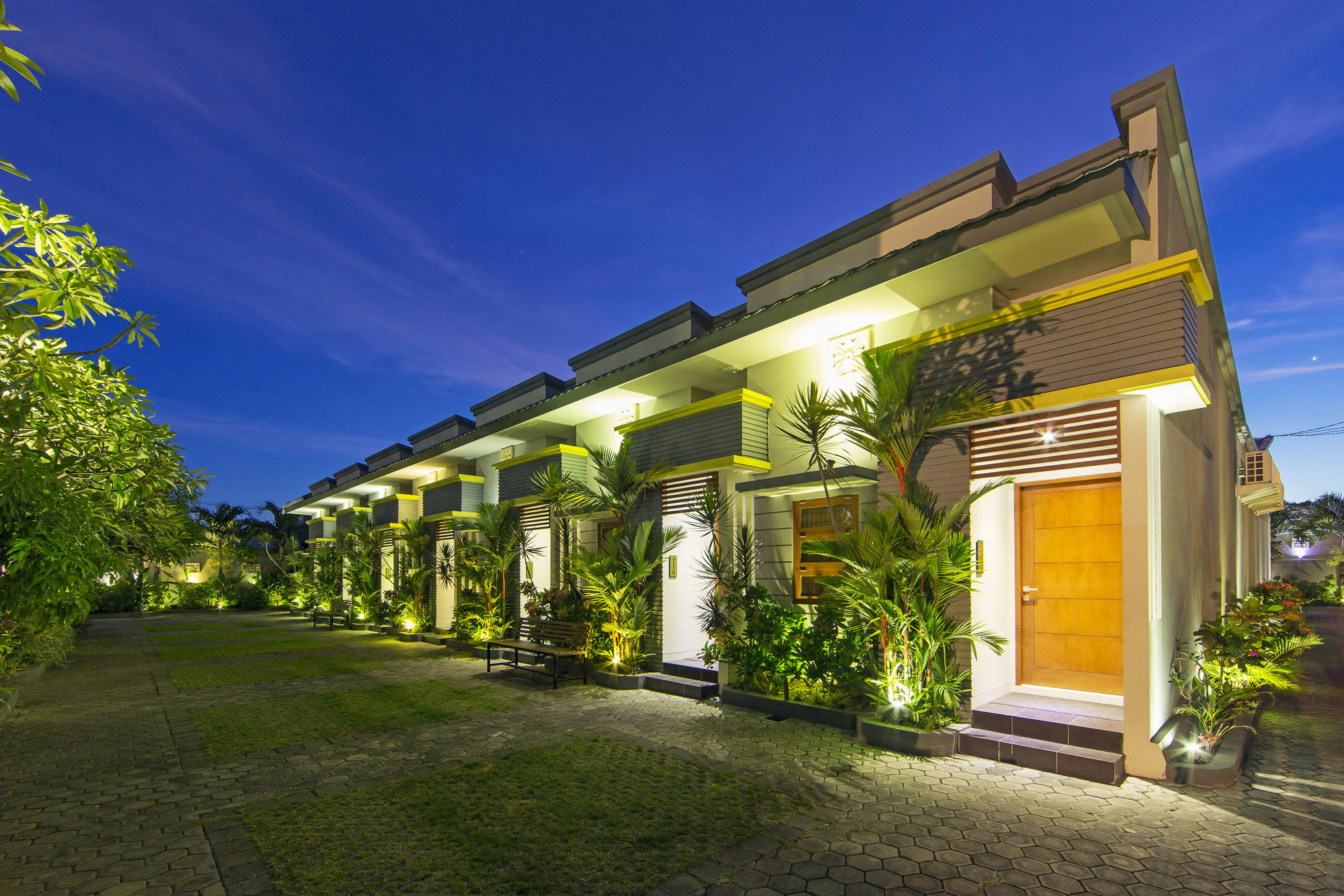 The Banyumas Villa Denpasar  Luaran gambar